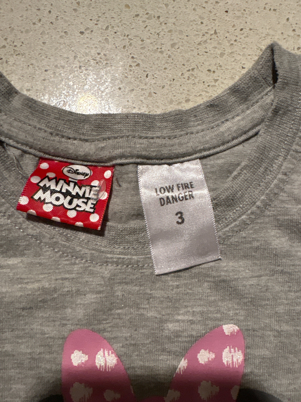 Minnie Mouse short sleeve tee. Size 3
