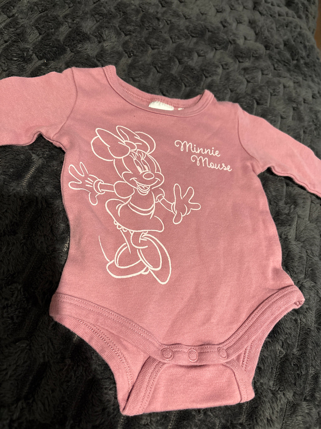 Disney Minnie Mouse long sleeve bodysuit. Size 0000