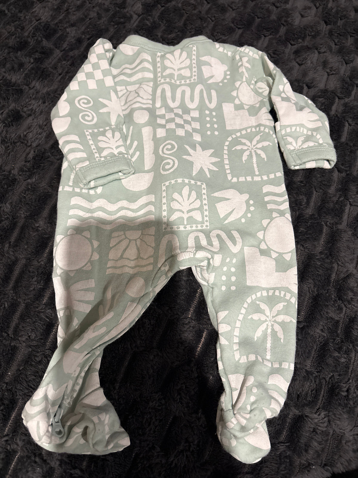 Baby Berry unisex pale green and white patterned coverall. Size 0000