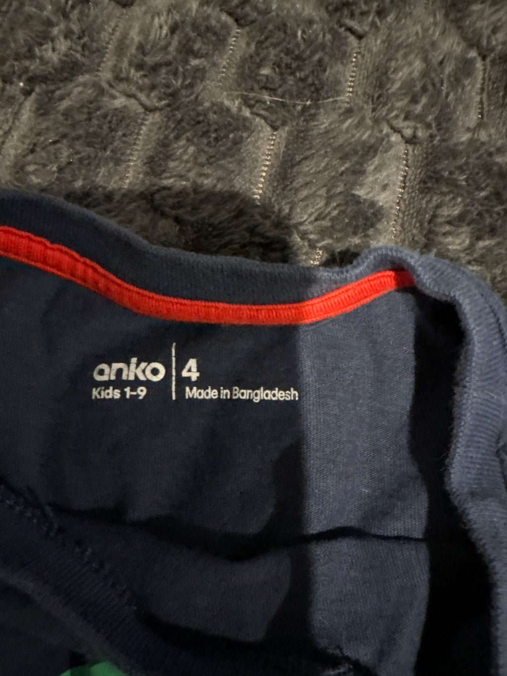 Anko dinosaur tshirt. Size 4