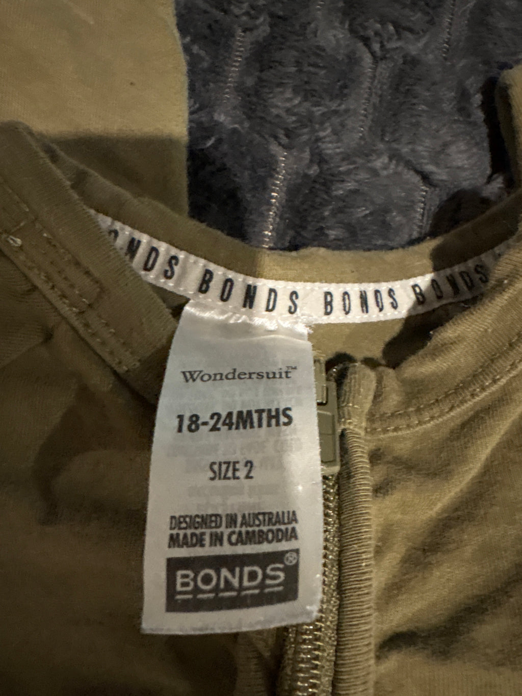 Bonds army green Wondersuit. Size 2