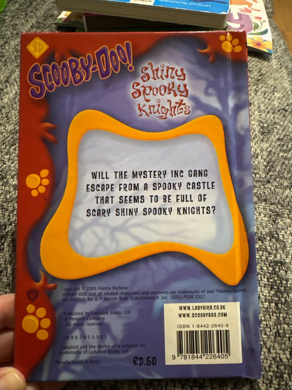 Shiny Spooky Knights -Scooby-Doo novel