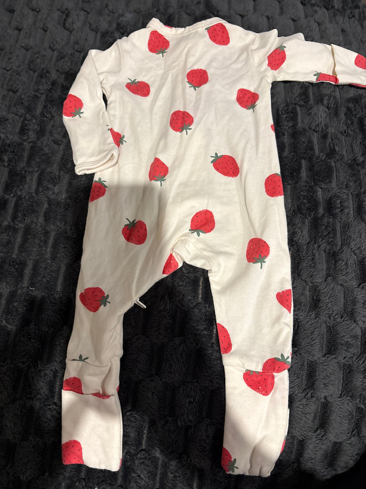 Anko strawberry coverall. Size 00000