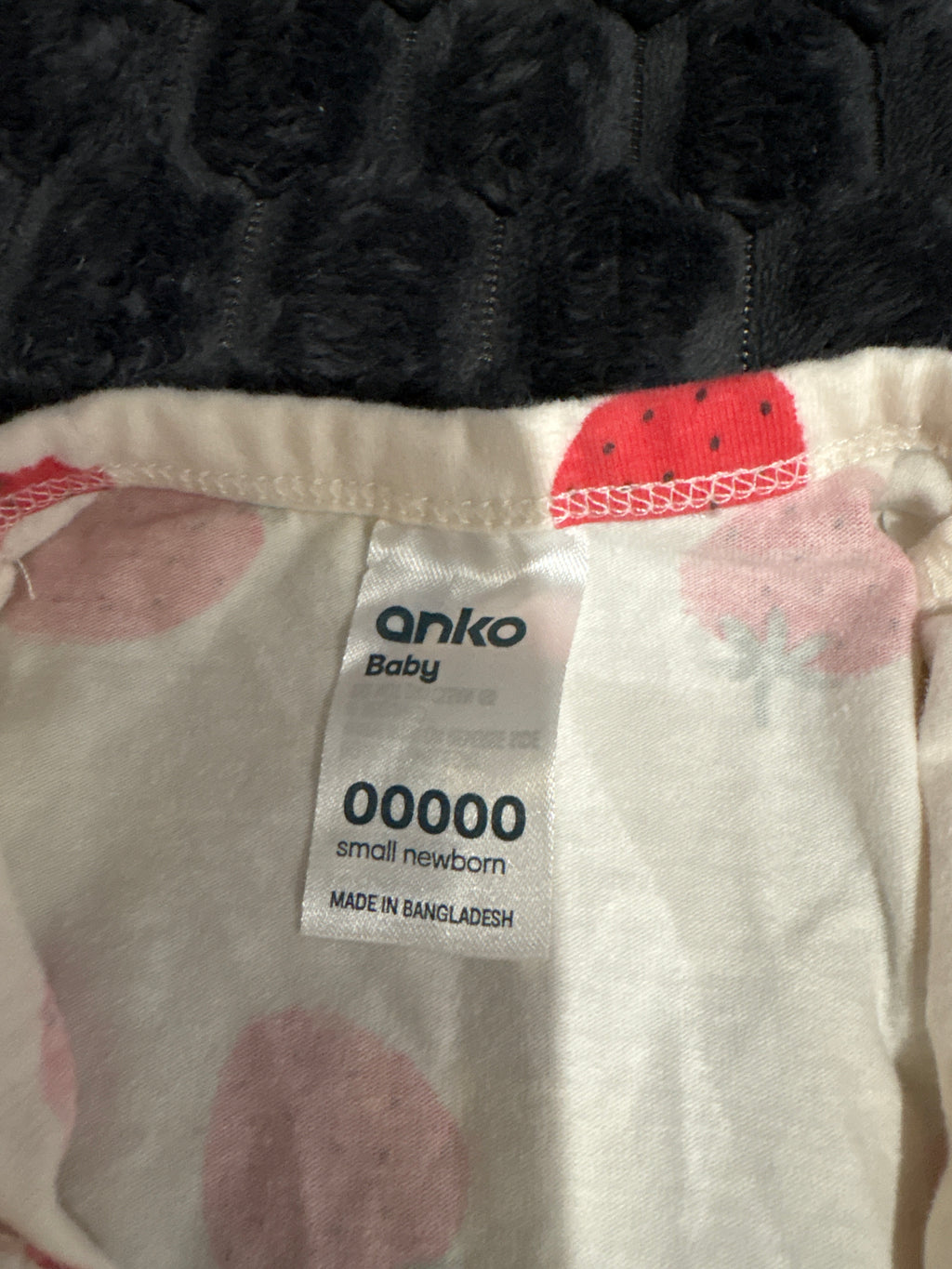 Anko strawberry coverall. Size 00000